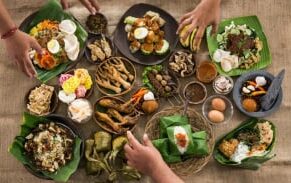 10 Trik Wisata Kuliner Hemat, Nikmati Makanan Enak Tanpa Boros